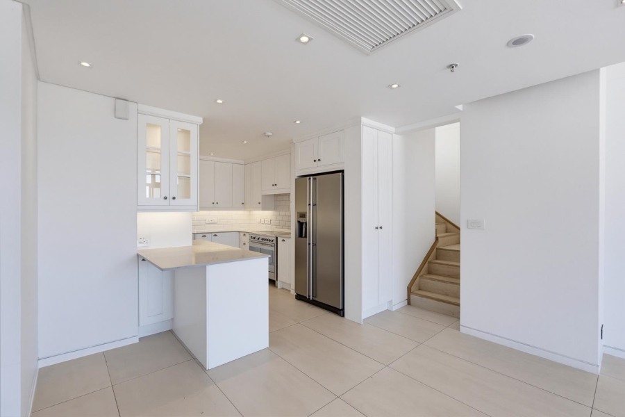 2 Bedroom Property for Sale in Gardens Western Cape